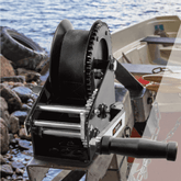 Cabrestante de remolque de barco de 3500 libras con correa de 33 pies